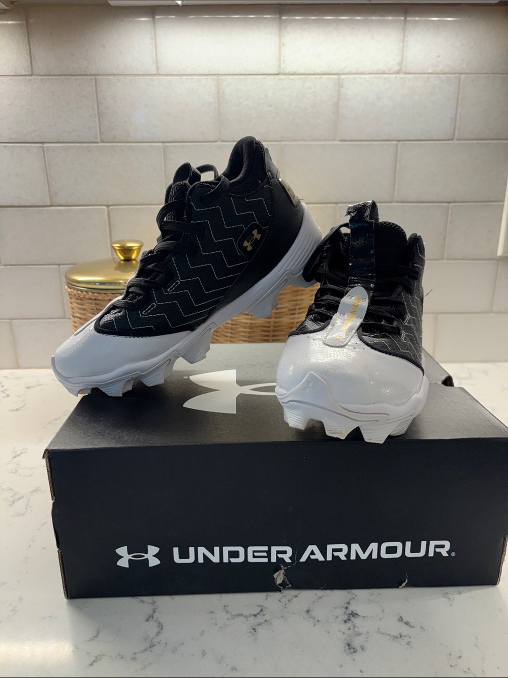 Under Armour Kids Black & White Baseball Cleats